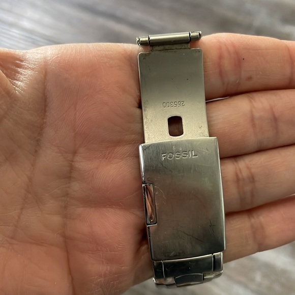 Fossil Stainless Steel Men’s Silver Watch - Picture 4 of 7